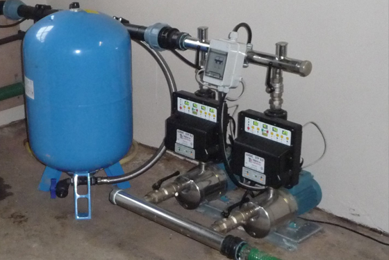 Surface pump set and pressure vessel